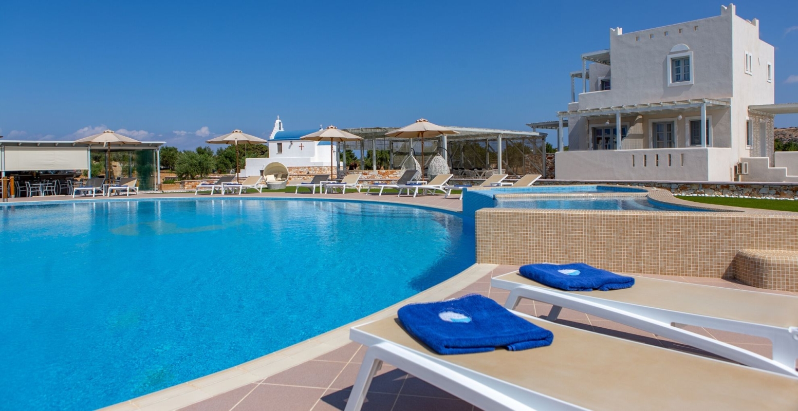 Sun & Moon Villas & Suites, Naxos