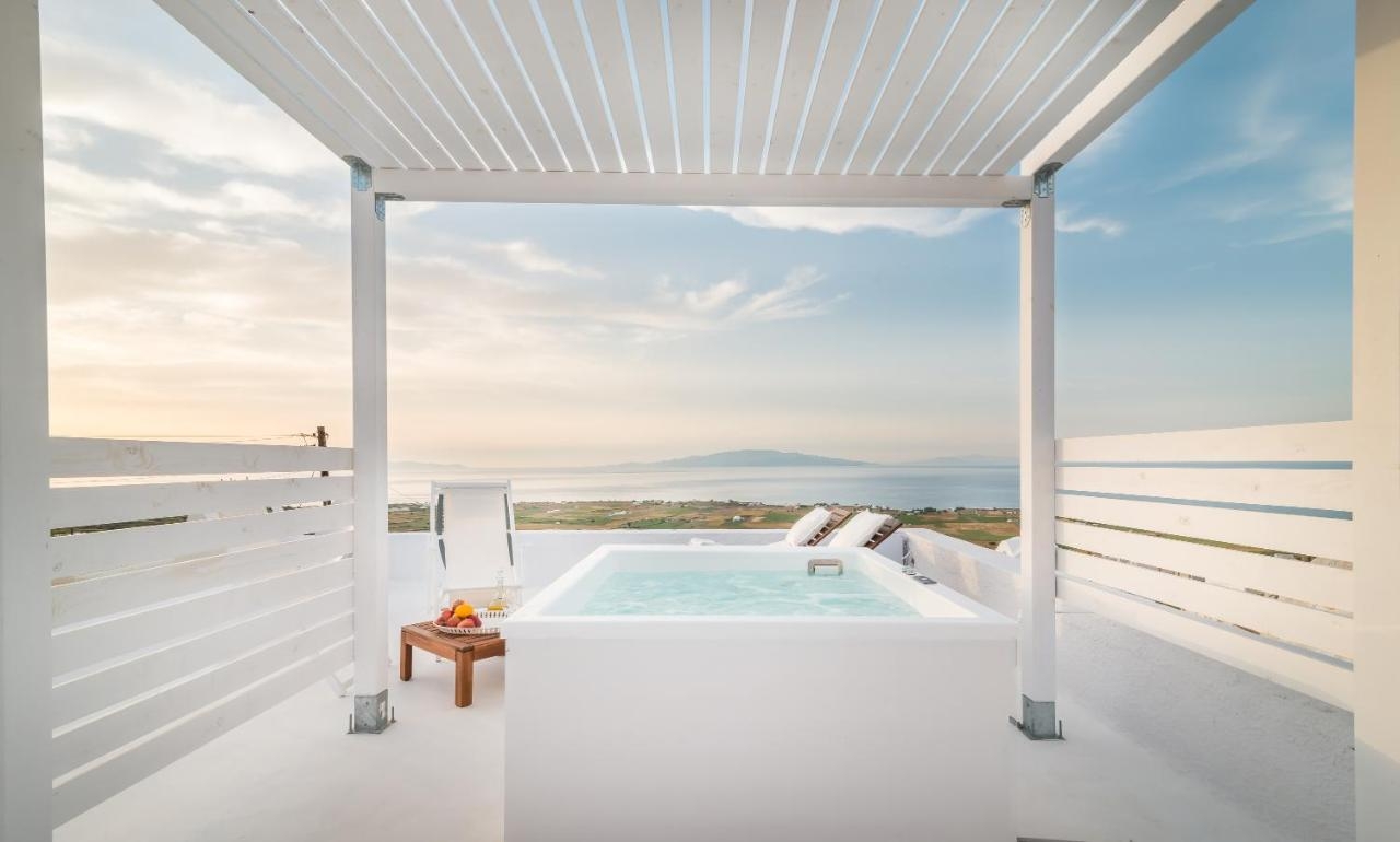 Fava Eco Suites, Santorini