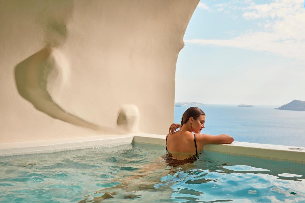 Executive Suite Cave Pool, Canaves Oia Suites, Santorini
