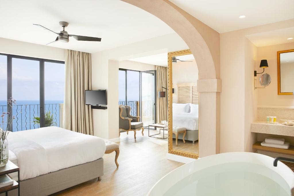 Deluxe Suite Whirlpool, MarBella Nido Suite Hotel & Villas