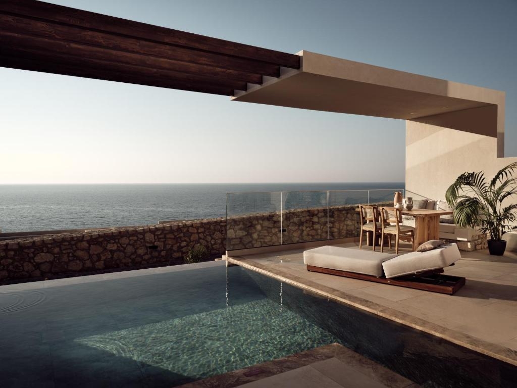 Elite Suite Infinity Private Pool Sea View, The Royal Senses Resort & Spa Crete, Curio collection by Hilton
