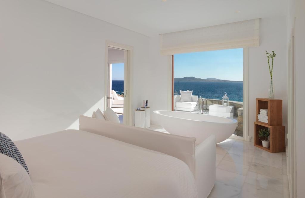 Deluxe Suite Private Pool, Mykonos Grand Hotel & Resort