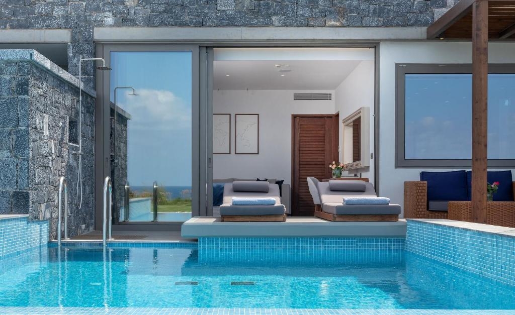 Premium Energy Suite Sea View Private Pool, Nana Princess Suites & Villas, Crete