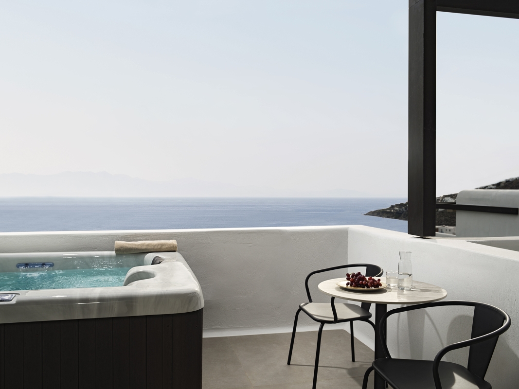 Junior Suite Outdoor Jetted Tub Sea View, Ezio Bo Luxury Living, Mykonos