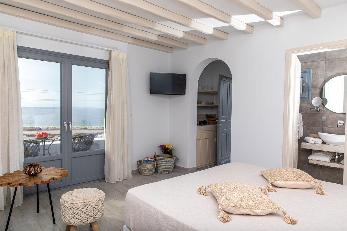 Sea View Suite with Private Pool, Mythology Villas & Suites, Naxos